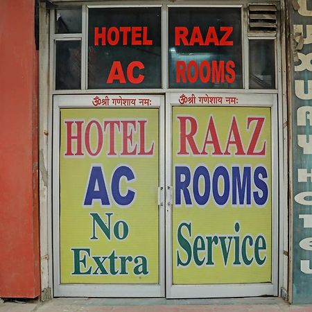Hotel O Raaz Hotel Delhi Kültér fotó
