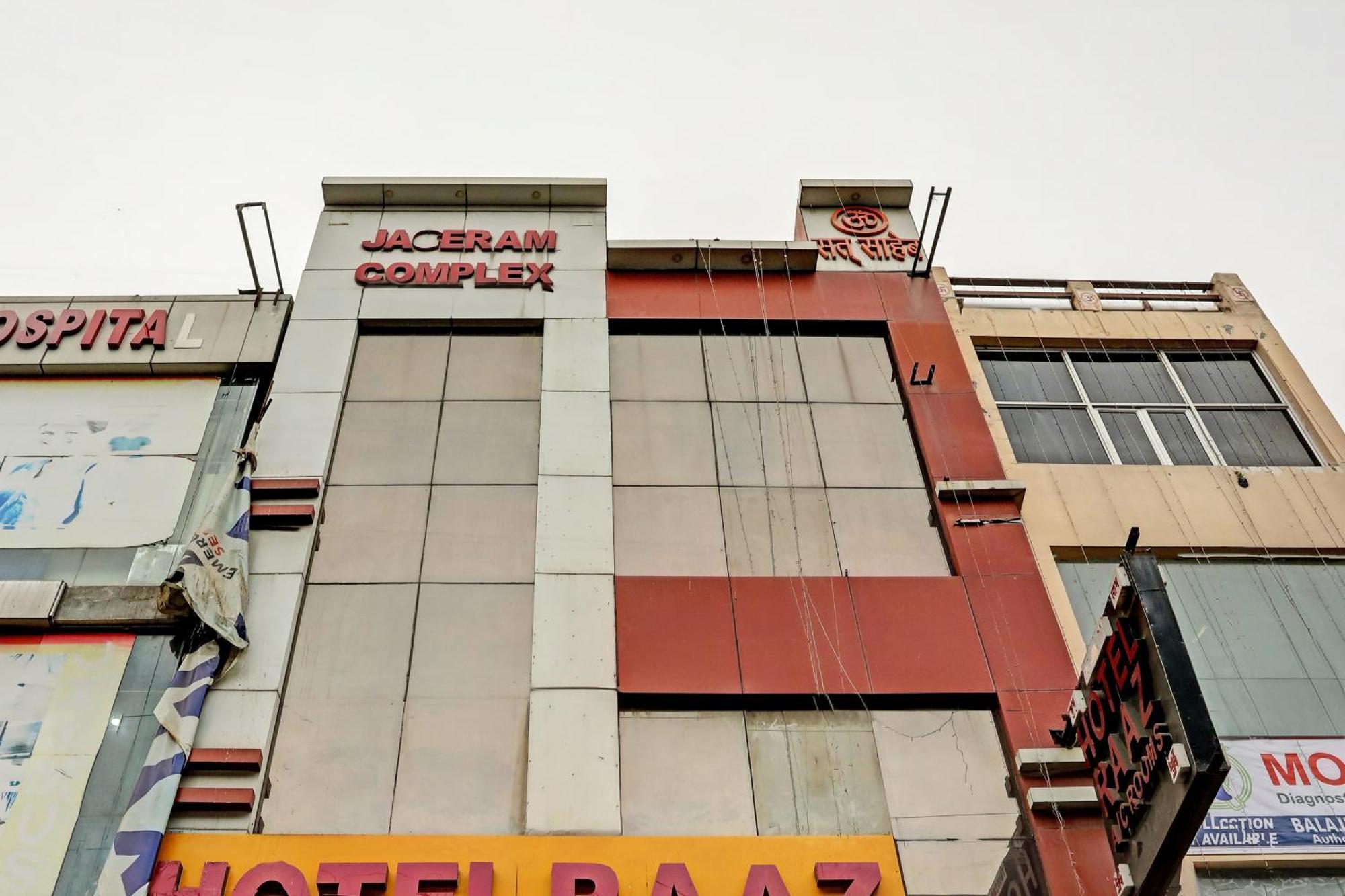 Hotel O Raaz Hotel Delhi Kültér fotó